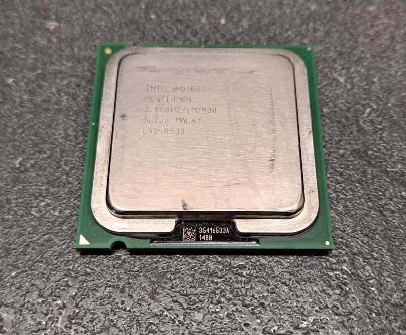 Processeur Intel Pentium 4 SL7J6 3 GHz/1M/800 LGA775 - Vente de pièces